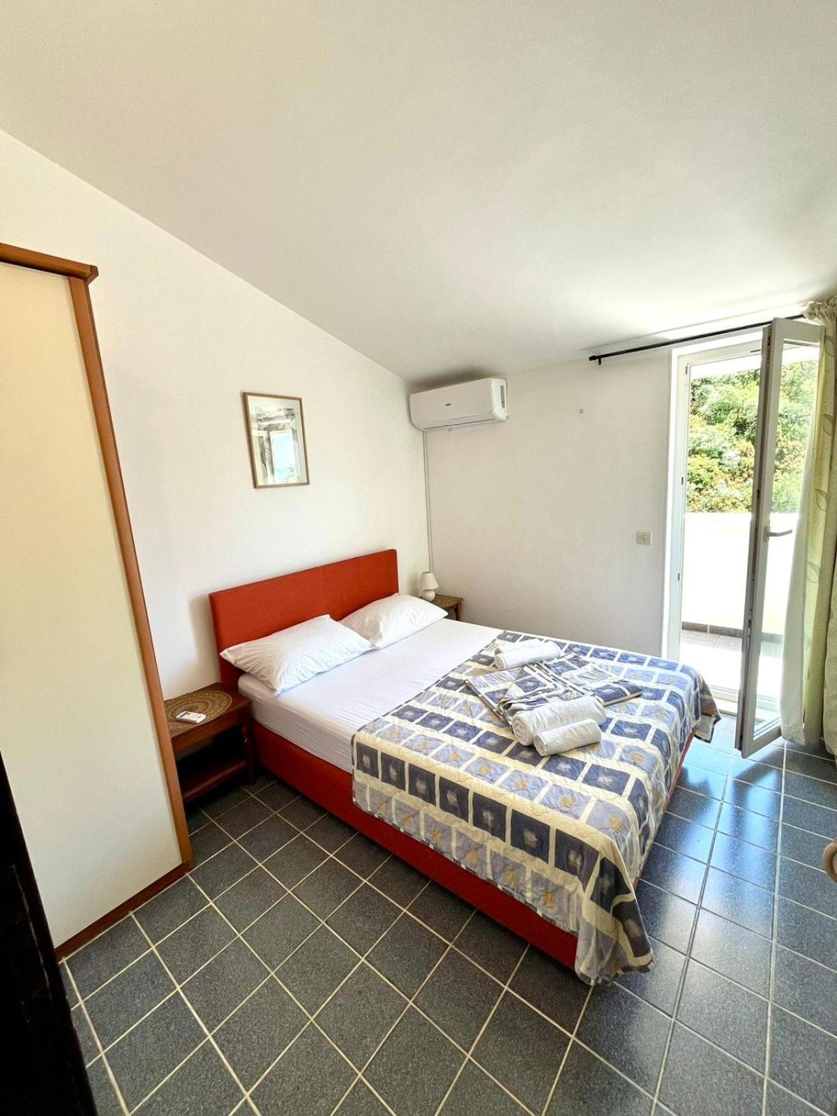 Apartments Harmonija บุดวา ภายนอก รูปภาพ