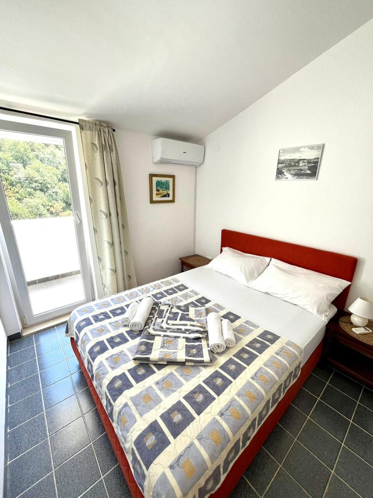 Apartments Harmonija บุดวา ภายนอก รูปภาพ