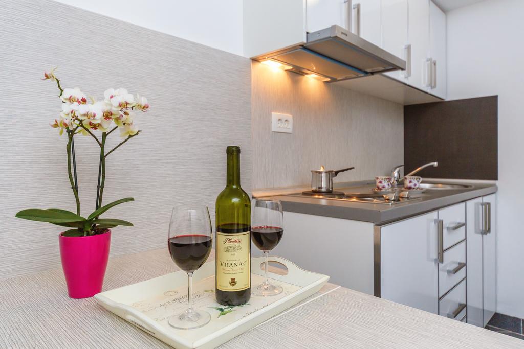 Apartments Harmonija บุดวา ภายนอก รูปภาพ